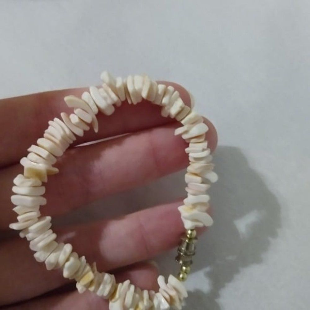 ‎Tibetan mineral chip bracelet